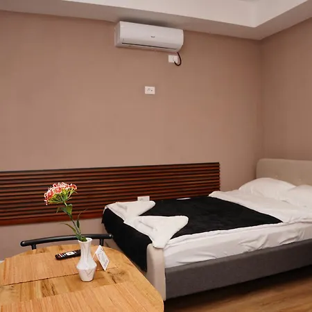 Cherry Apartment *