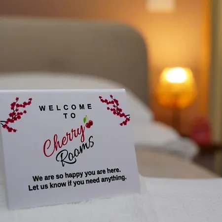 Cherry Apartment *