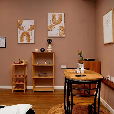 Cherry Apartment